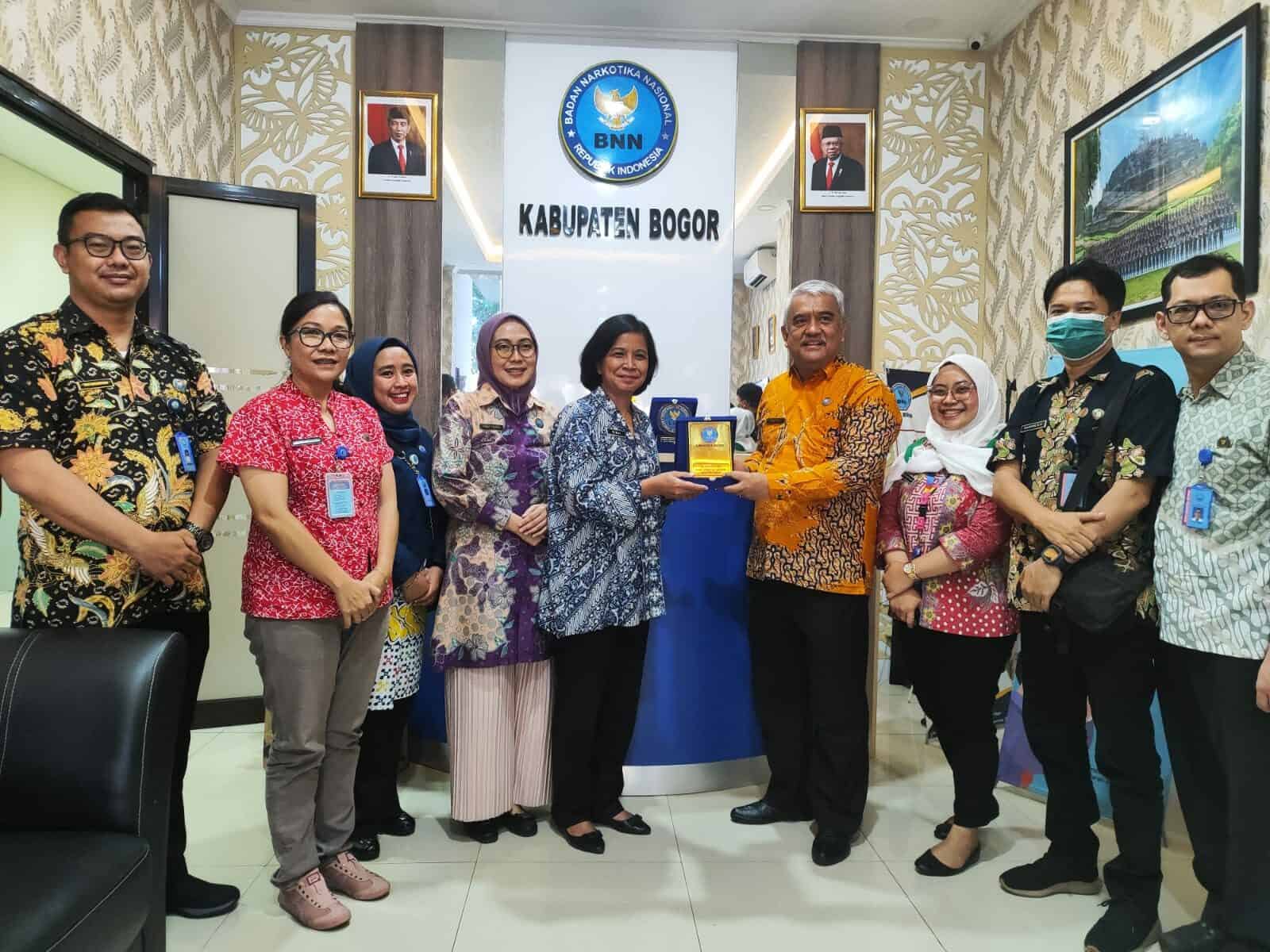BNNK Bogor Catat Peningkatan dalam Survei Kepuasan Masyarakat dan Penurunan Indeks Persepsi Korupsi pada Triwulan Pertama-Ketiga 2023 (Copy)